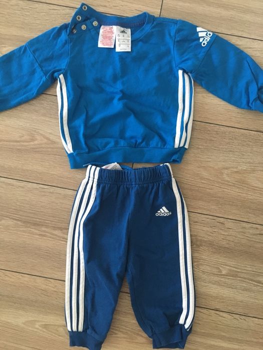 Bluza si Pantaloni Adidas