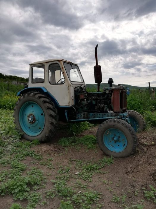 Продам трактор ЮМЗ-6