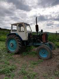 Продам трактор ЮМЗ-6 с телегой и косаркой