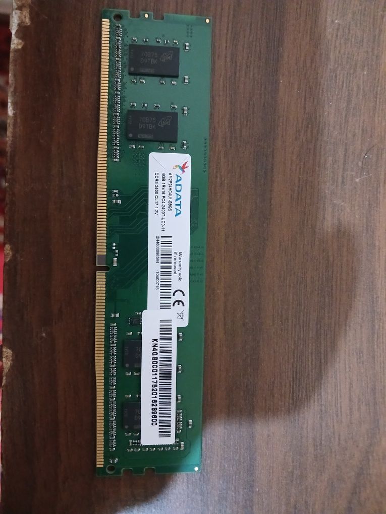 DDR4  ОЗУ оригинал Adata 4 гега