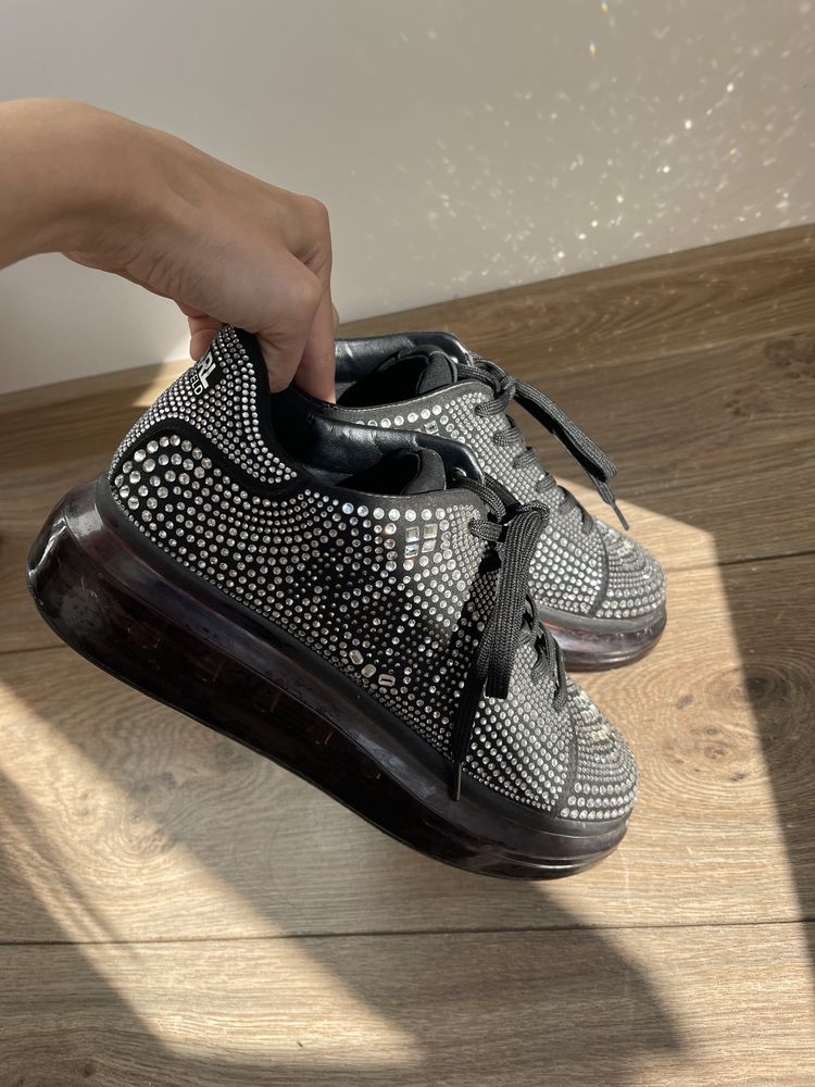 Обувки на karl Lagerfeld