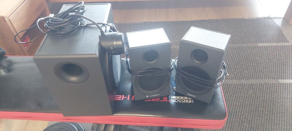 Boxe calculator Logitech