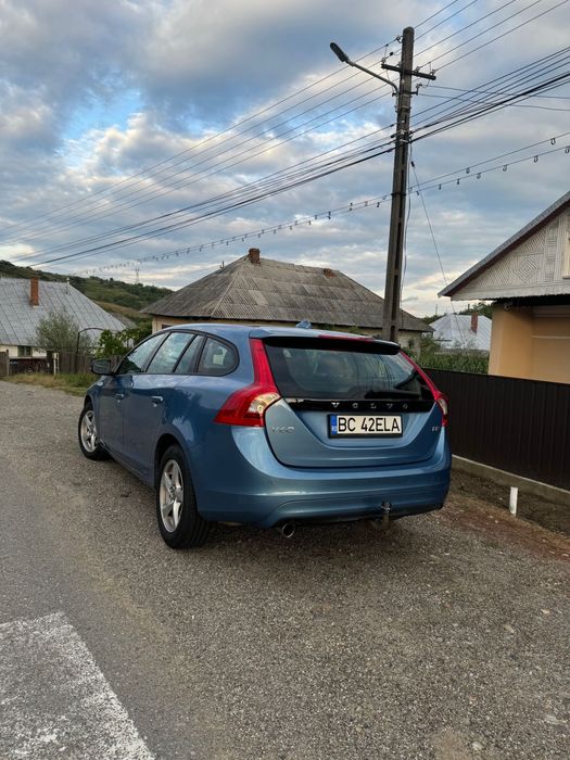 Volvo V60 D2 2014