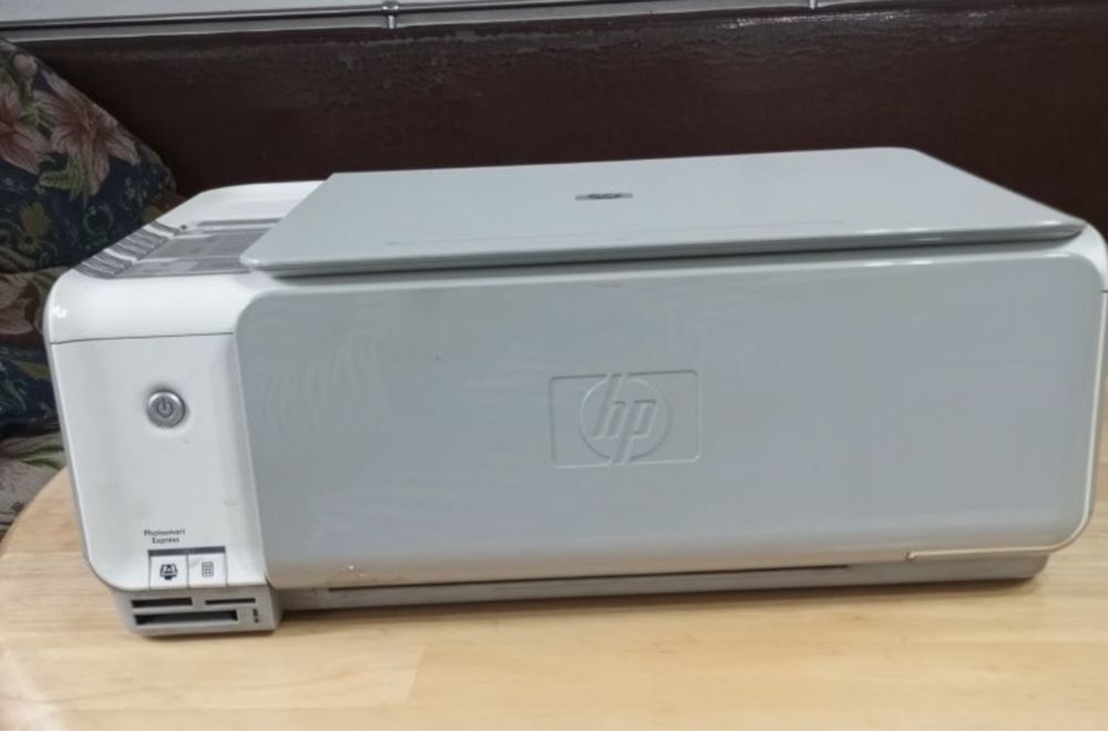Принтер , сканер HP