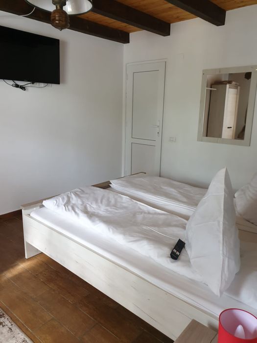 Valea Avrigului cabana cu piscina