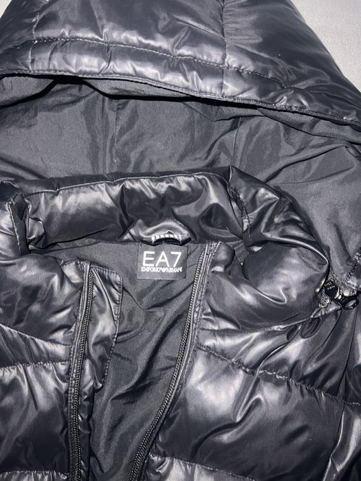 Vand geaca Emporio Armani , marimea S