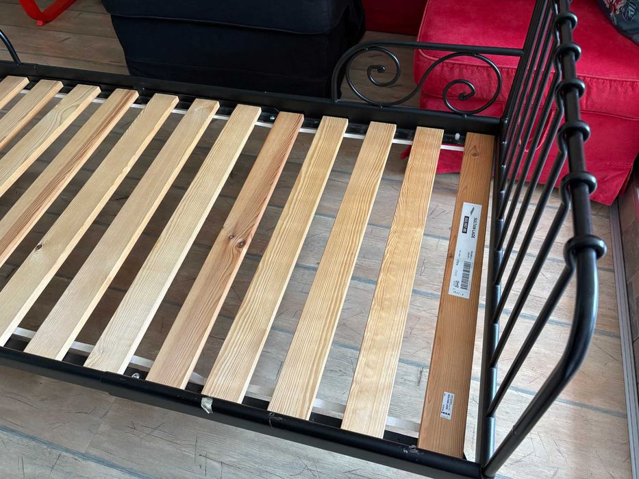 Легло с широчина 80 мм и три възможни дължини до 200 см