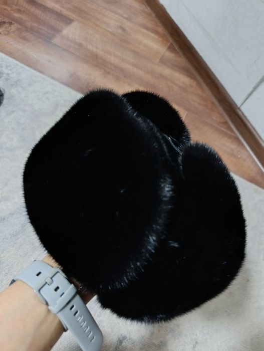 Норковая шапка, практически новая