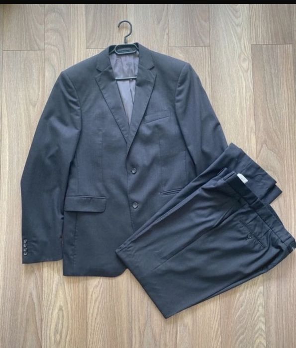 Costum barbati Carl Gross