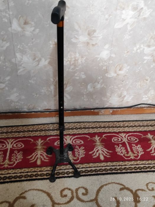 Продам костыль  хасса