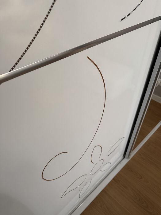 Гардероб и нощни шкафчета