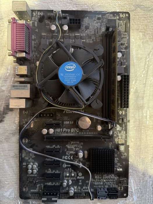 Материнская плата