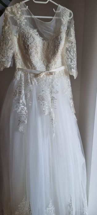 Rochie mireasa nouă