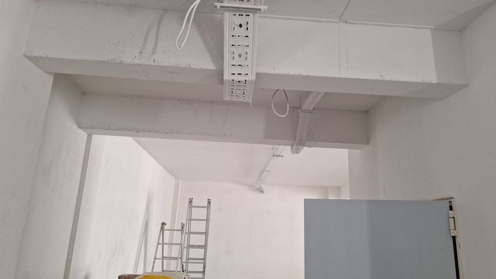 Execut lucrări de glet,vopsitorie,izolatii termice