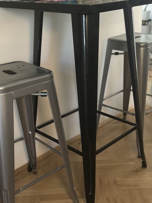 Masa inalta cu 3 scaune