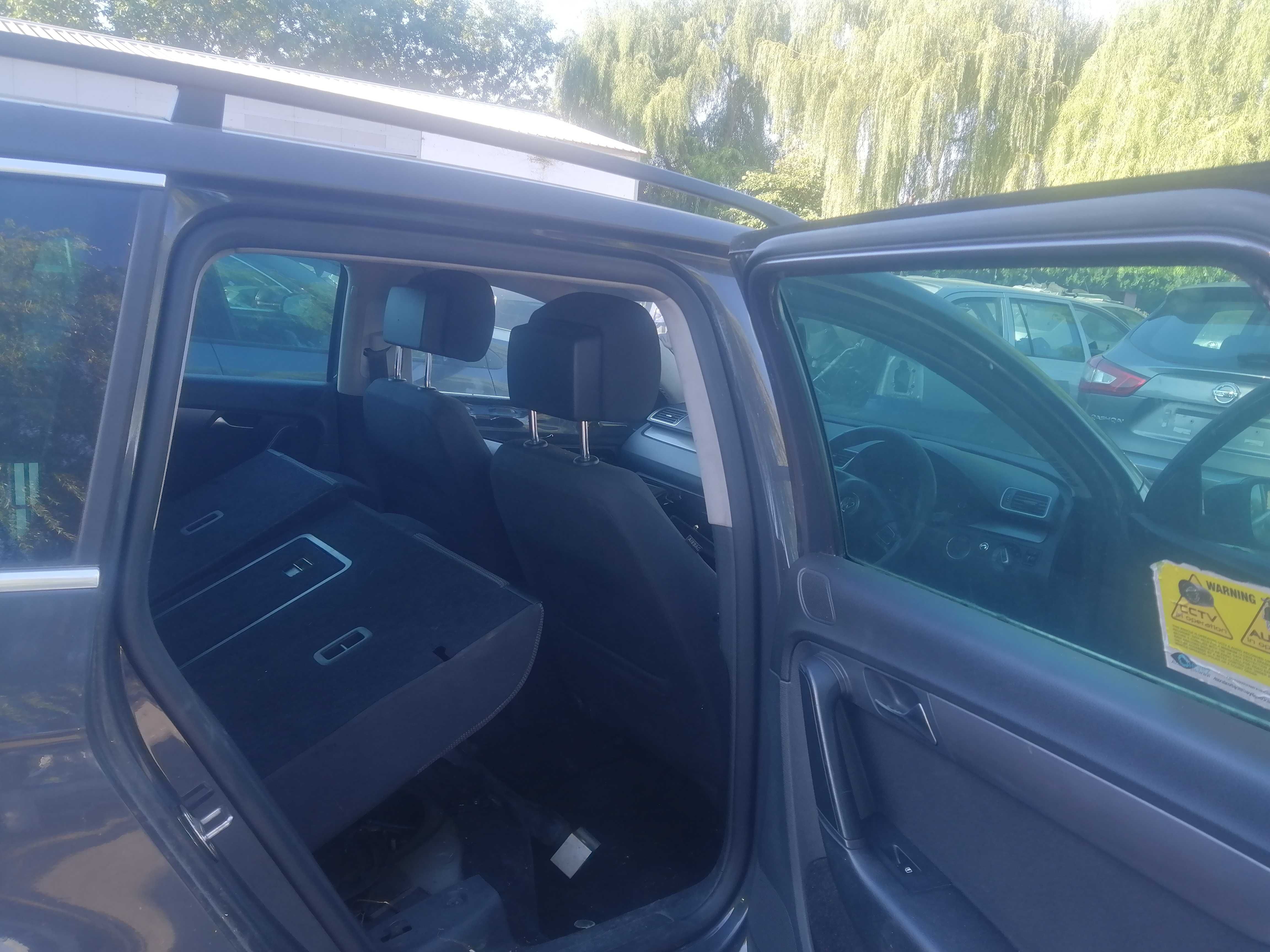 Dezmembram Passat B7 cod motor CAY