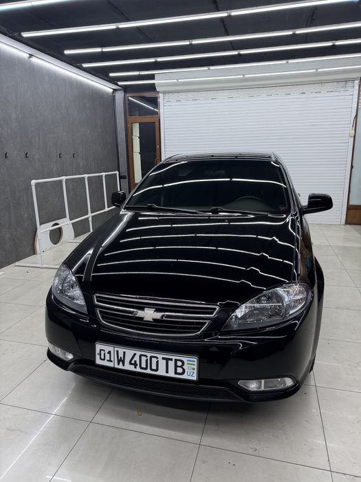 Продается черная Gentra автомат БЕЗ ЛЮК