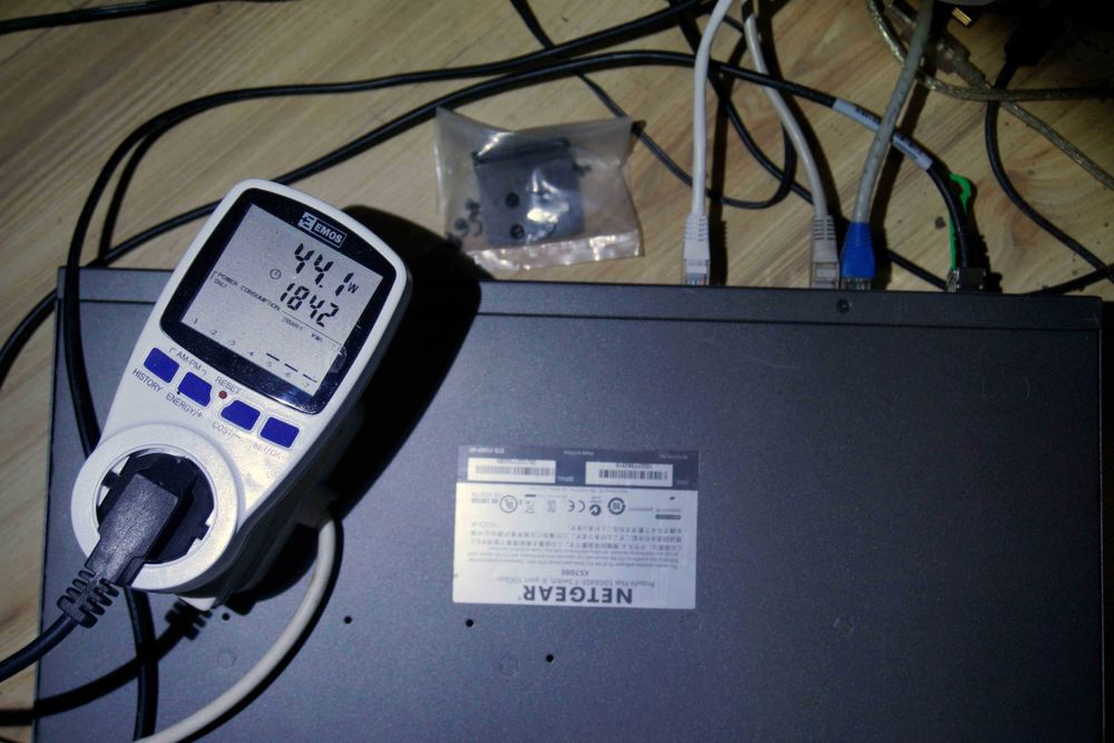 switch NETGEAR Prosafe Plus 10GBASE-T, 8-port 10Gbps XS708E, 8 x RJ45