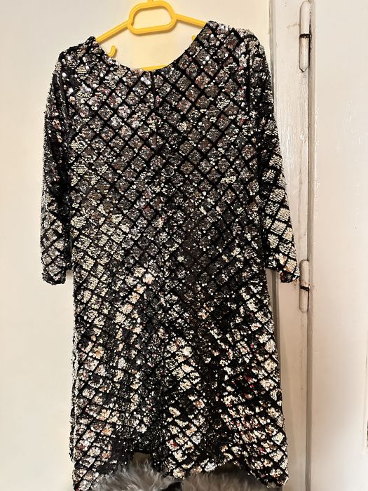 Rochie cu paiete argintii