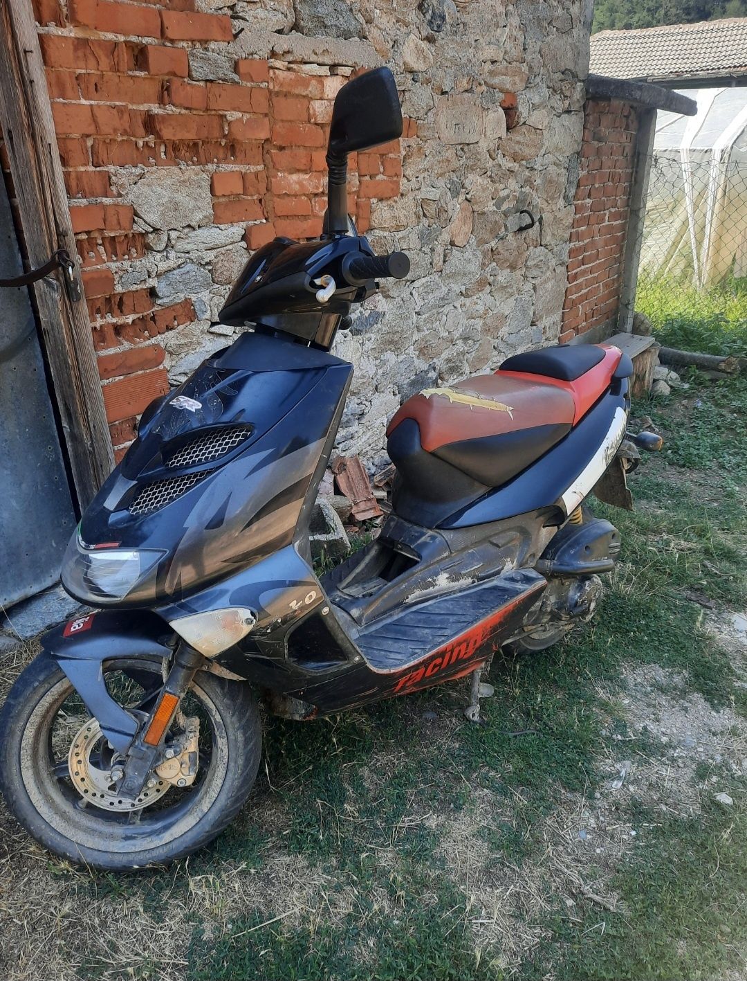 Aprilia sr50 на части