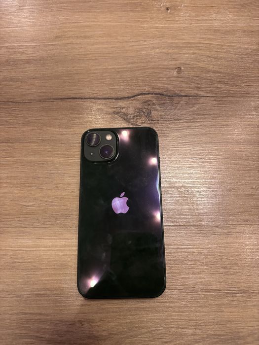 Iphone 13 със 15 калъфчета