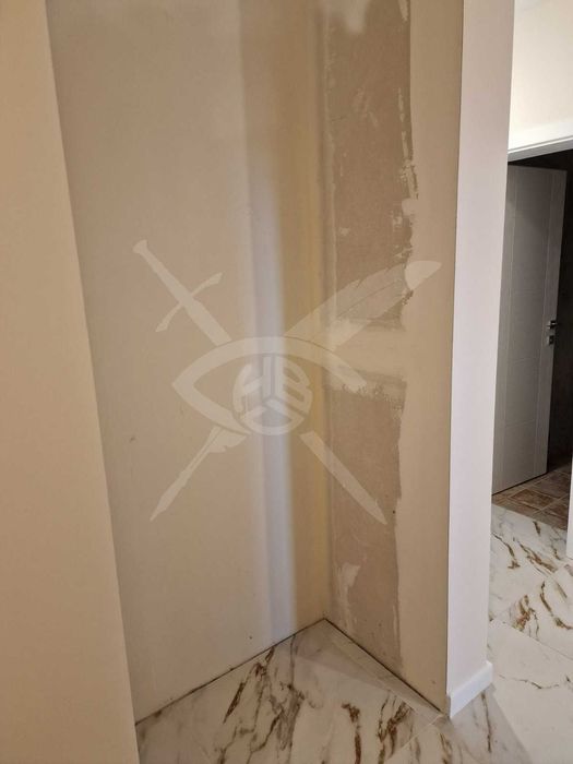 Продава се Тристаен апартамент в Пловдив, Център - 160 кв.м за 1678 €/кв.м - Снимка #2