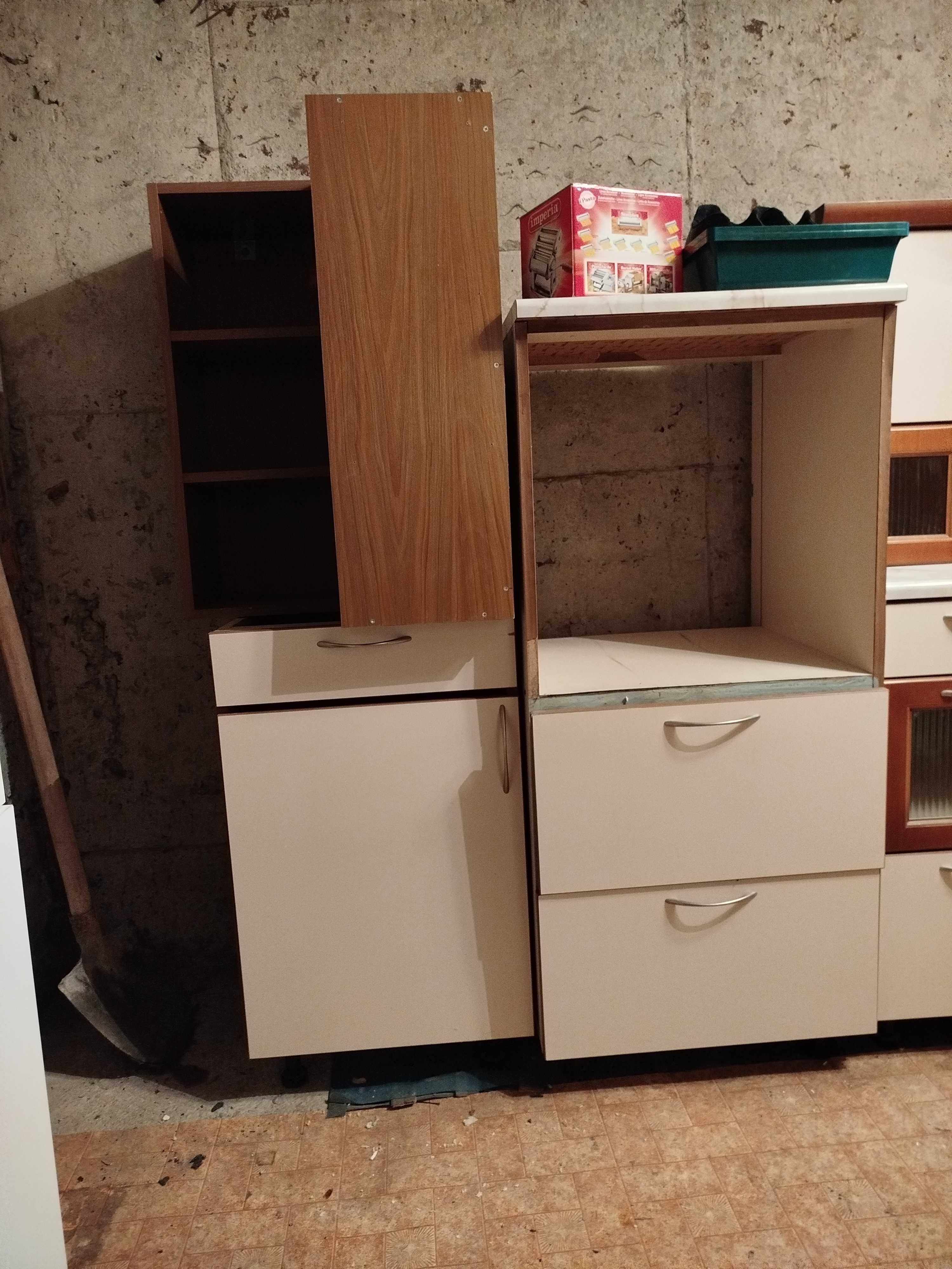 Кухня mdf (правена е по поръчка)