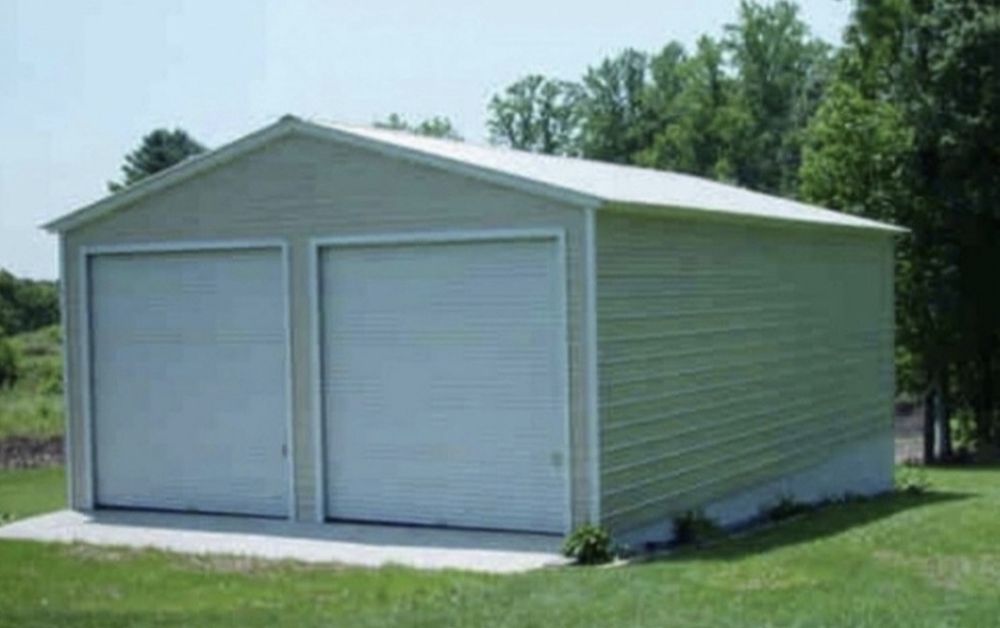 Garaje pe structuri metalice