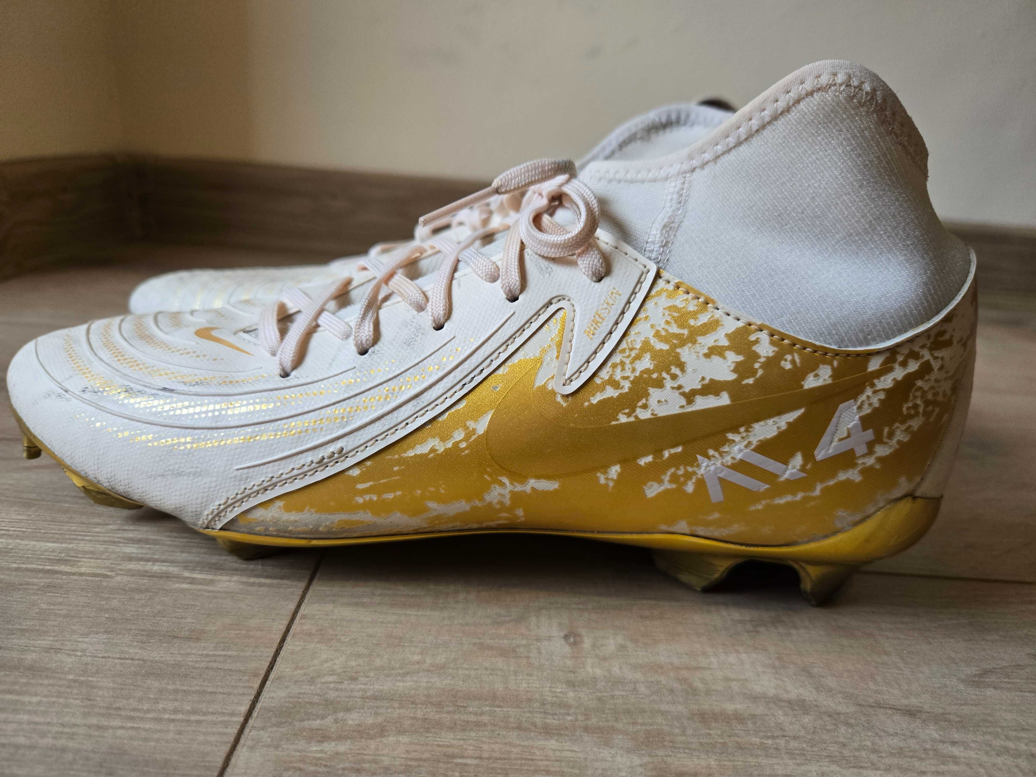 Nike Phantom Luna 2 Academy бутонки EUR 43