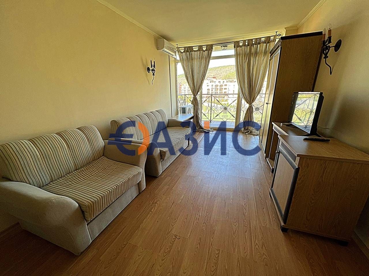 Продава се Двустаен апартамент в к.к. Елените - 64 кв.м за 727 €/кв.м - Снимка #8