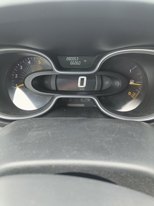 Renault Trafic 2015 lung camera marsalier / schimb cu hala
