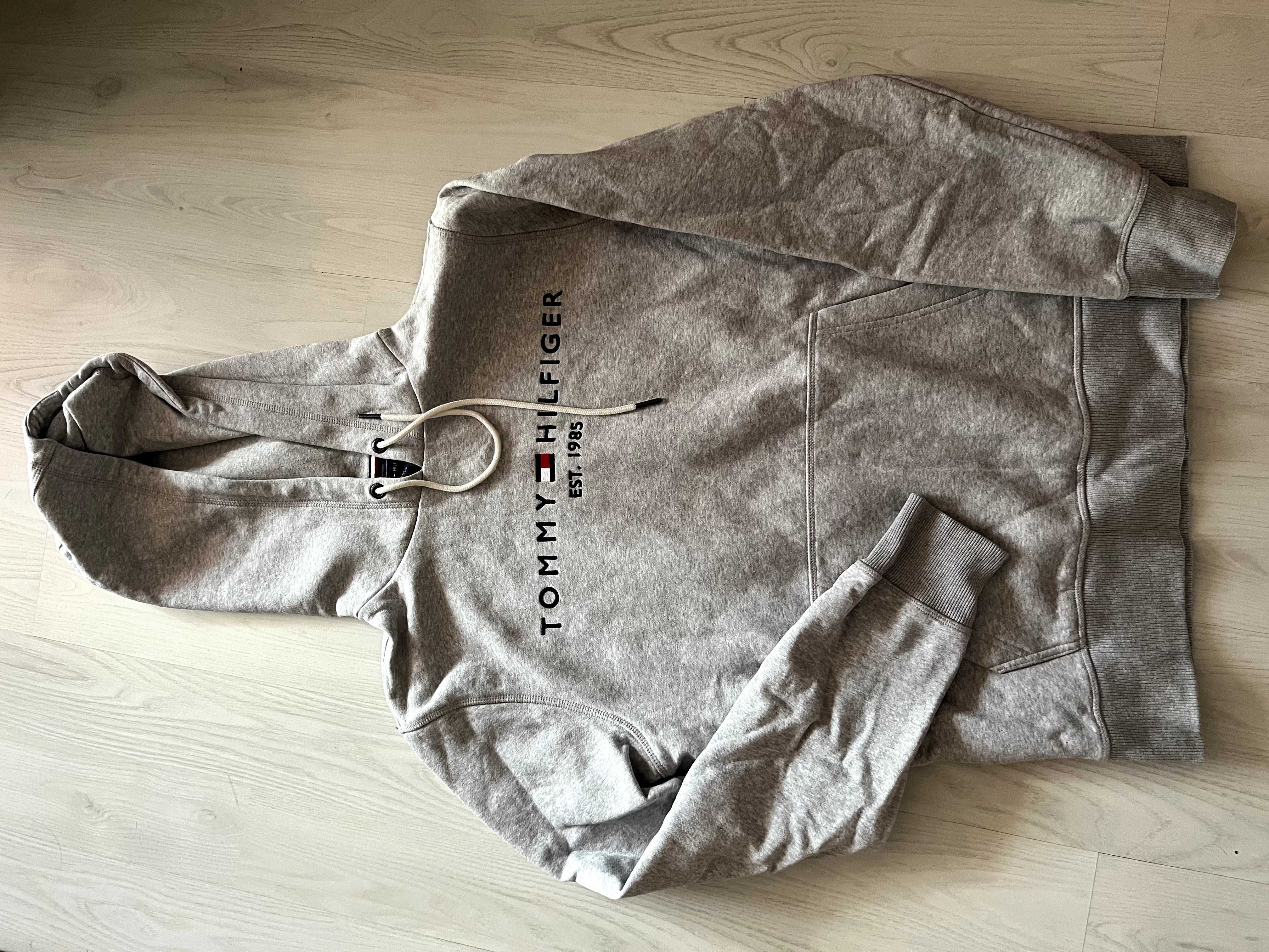 Дрехи оригинални Dickies и Tommy Hilfiger