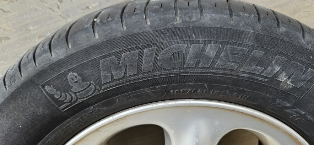 Jante aliaj cu anvelope