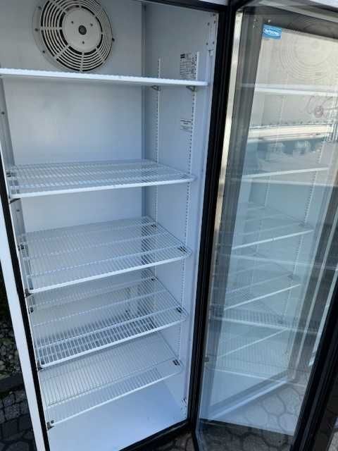 Vitrina frigorifica simpla băuturi lactate