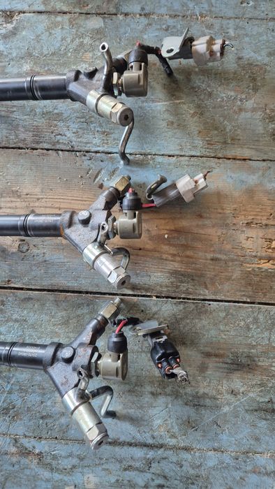 Дюзи за Тойота D-Cat 2.2 177ks до 2008г