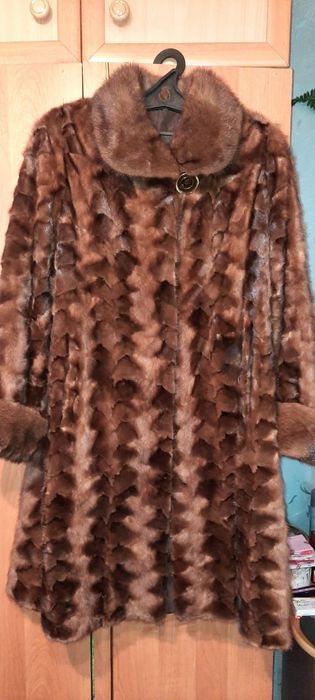 Шуба норковая до колен