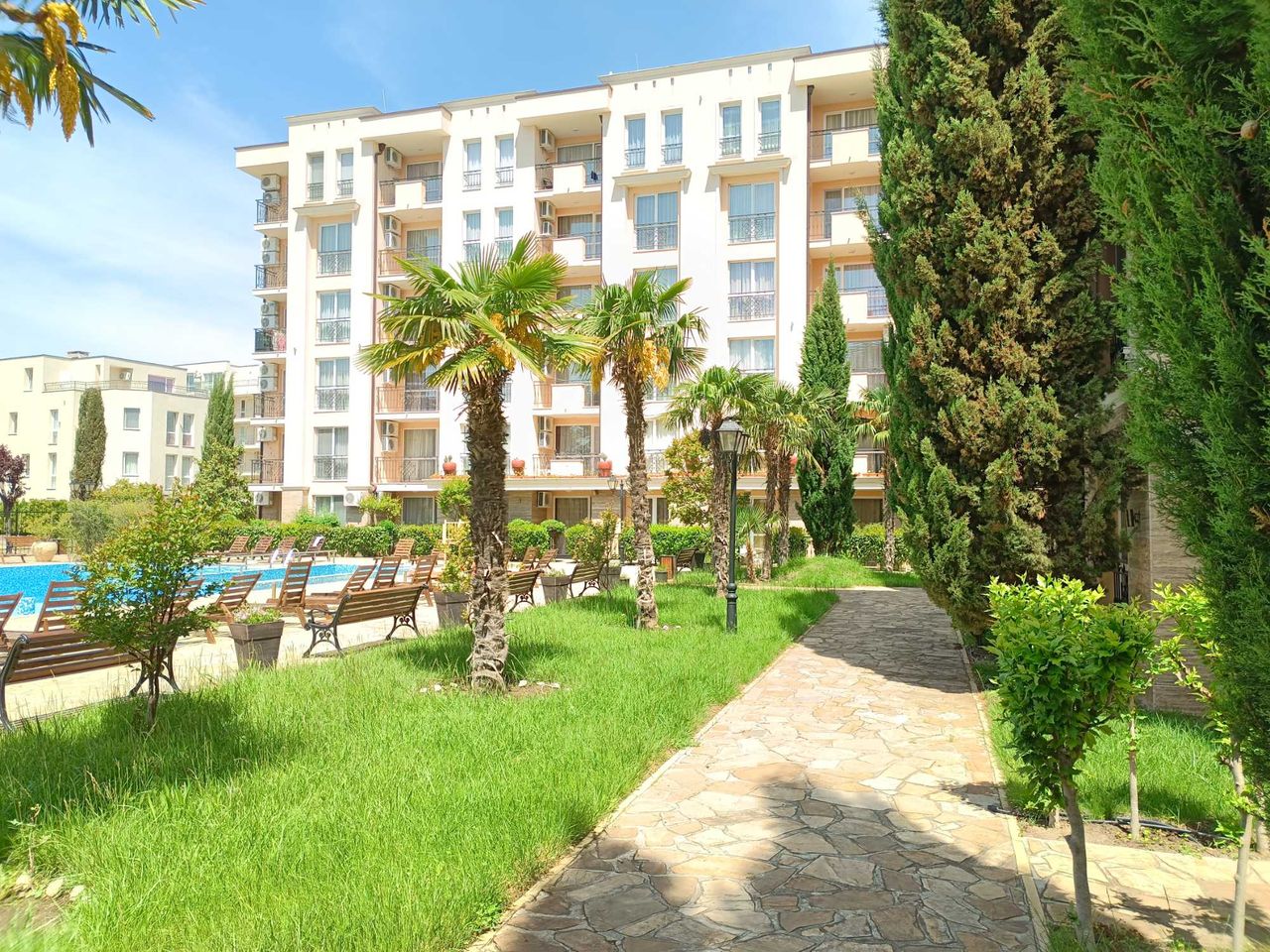 Продава се Тристаен апартамент в к.к. Слънчев бряг - 68 кв.м за 1258 €/кв.м - Снимка #14