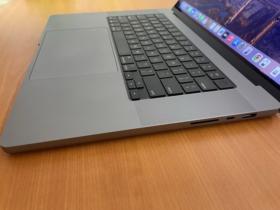 [95%bh] MacBook Pro 16 M1 Pro 16GB RAM 512GB SSD