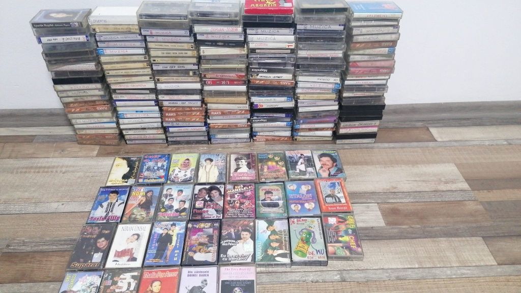 Casete cu manele populara +disco 420 de bucati