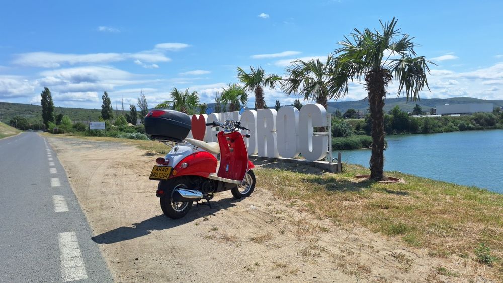 Scuter Nova Motors 49 cc ARAD