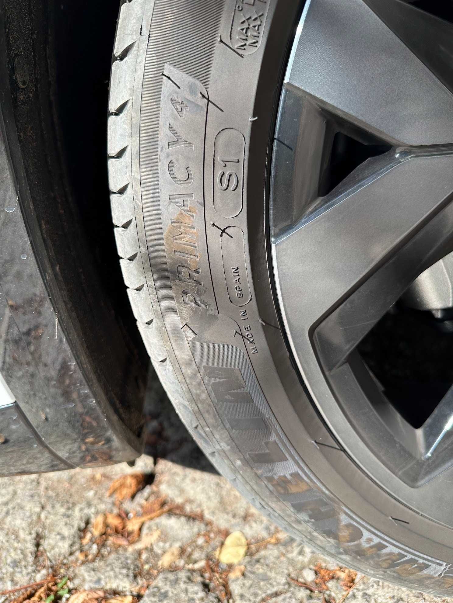 Почти чисто-нови летни гуми "Michelin Primacy 4"