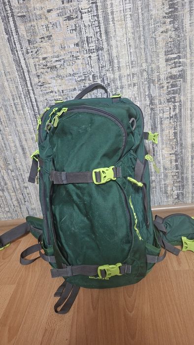 Рюкзак для фрирайда  и скитура Dakine Blade 38