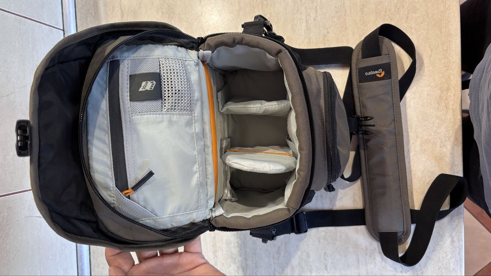 Фотографска чанта Lowepro NOVA 140 W II