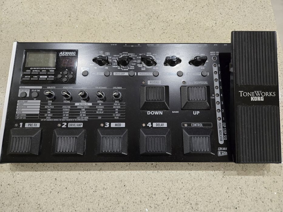 Китарен процесор Korg AX3000G