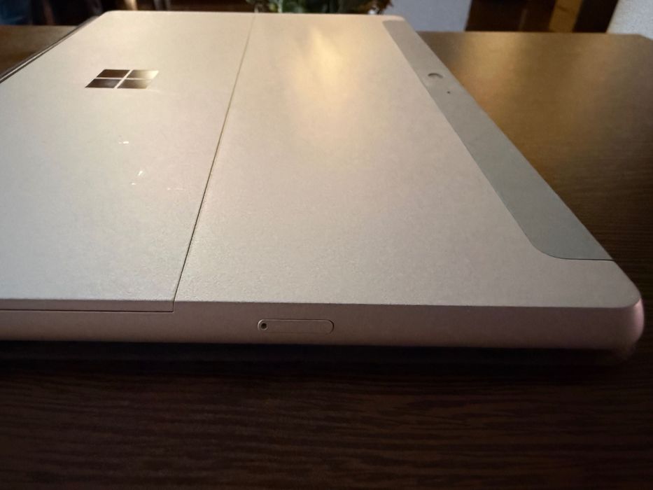 Microsoft Surface Go 2 - model 1927 - 8GB, 128GB, LTE 4G, Windows 11