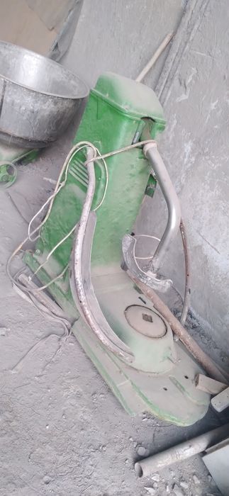 Xamir qoriydigan 50 kg