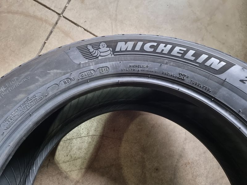 235/60/18 MICHELIN 4бр