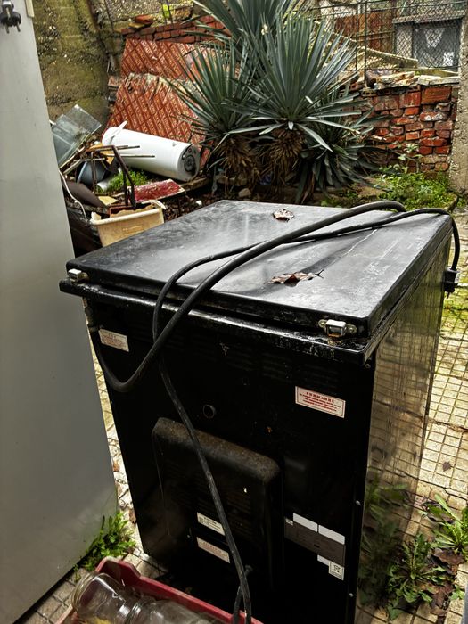 Хладилник и готварска печка