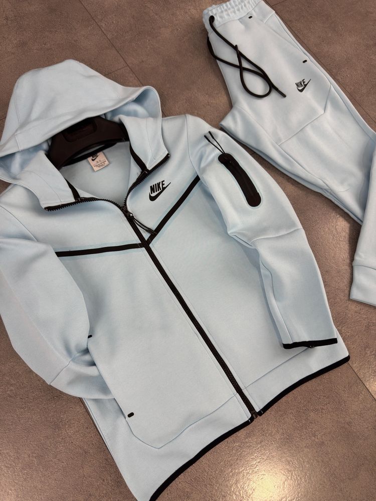Детски памучен екип Nike Tech Fleece
