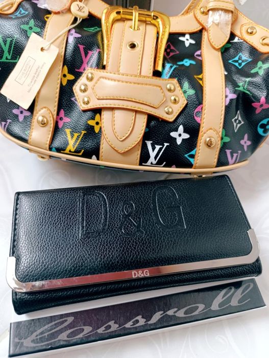 Стилен дамски портфейл D&G